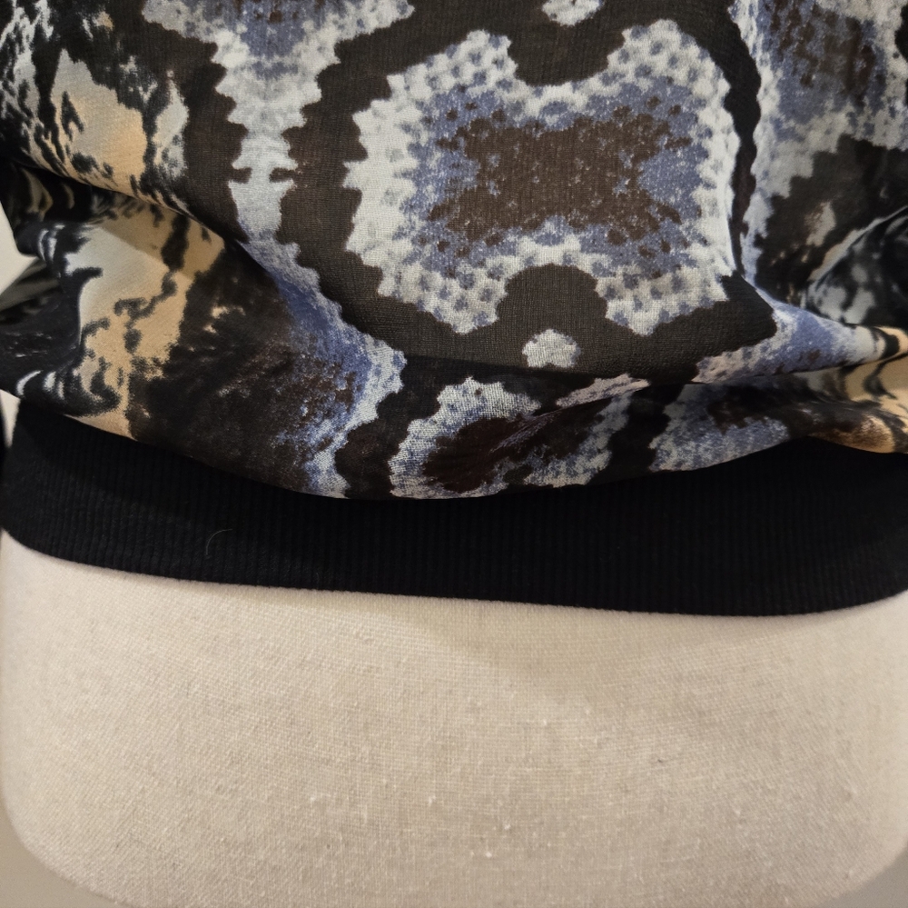 Cabi Python Sweatshirt - image 4